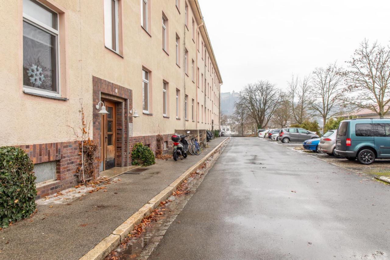 Moderne Dachgeschosswohnung - Parkplatz - Netflix Coburg Exteriör bild